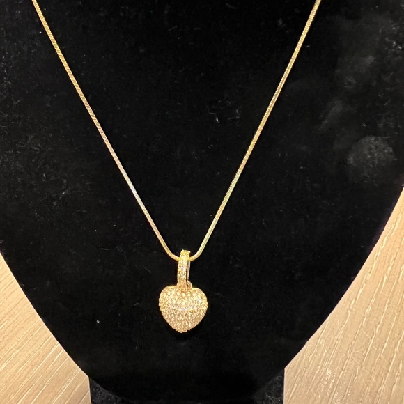 Vermeil gold heart necklace with cz’s 18-20 inches - Picture 5 of 9